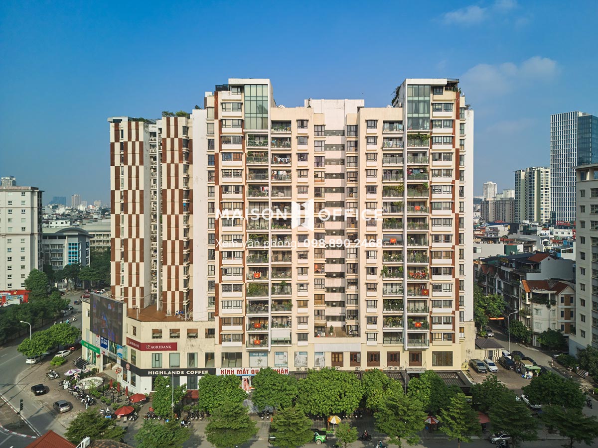 to-hop-chelsea-park-trung-kinh