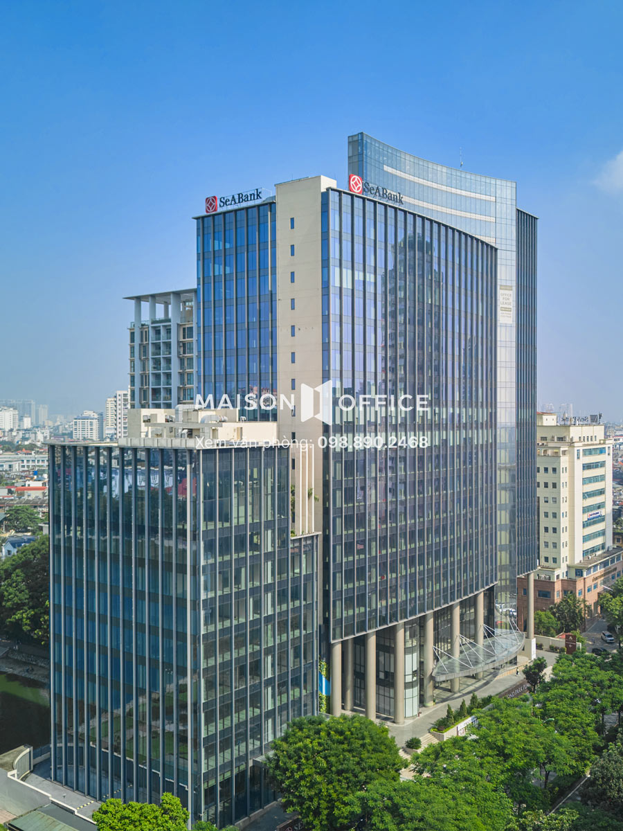 BRG Diamond Park Plaza