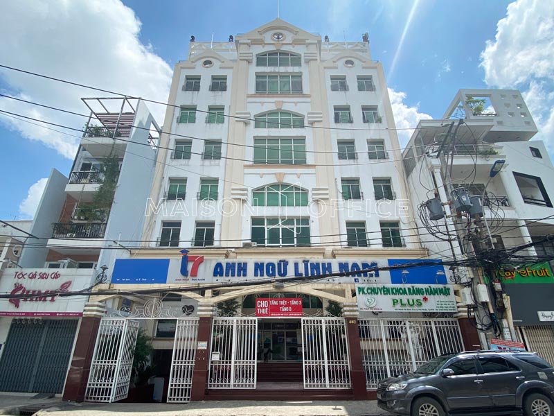 402-huynh-van-banh-building
