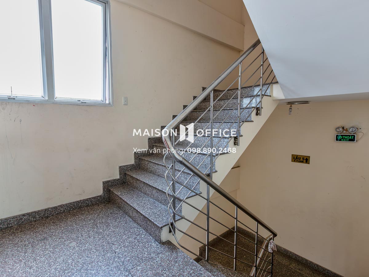 cau-thang-bo-gosto-building