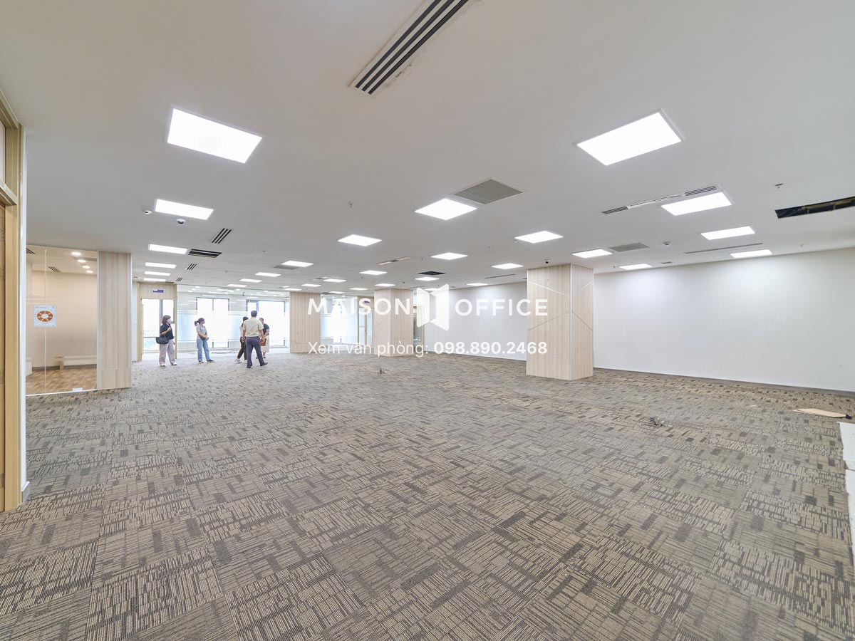 dien-tich-cho-thue-golden-king-building-1