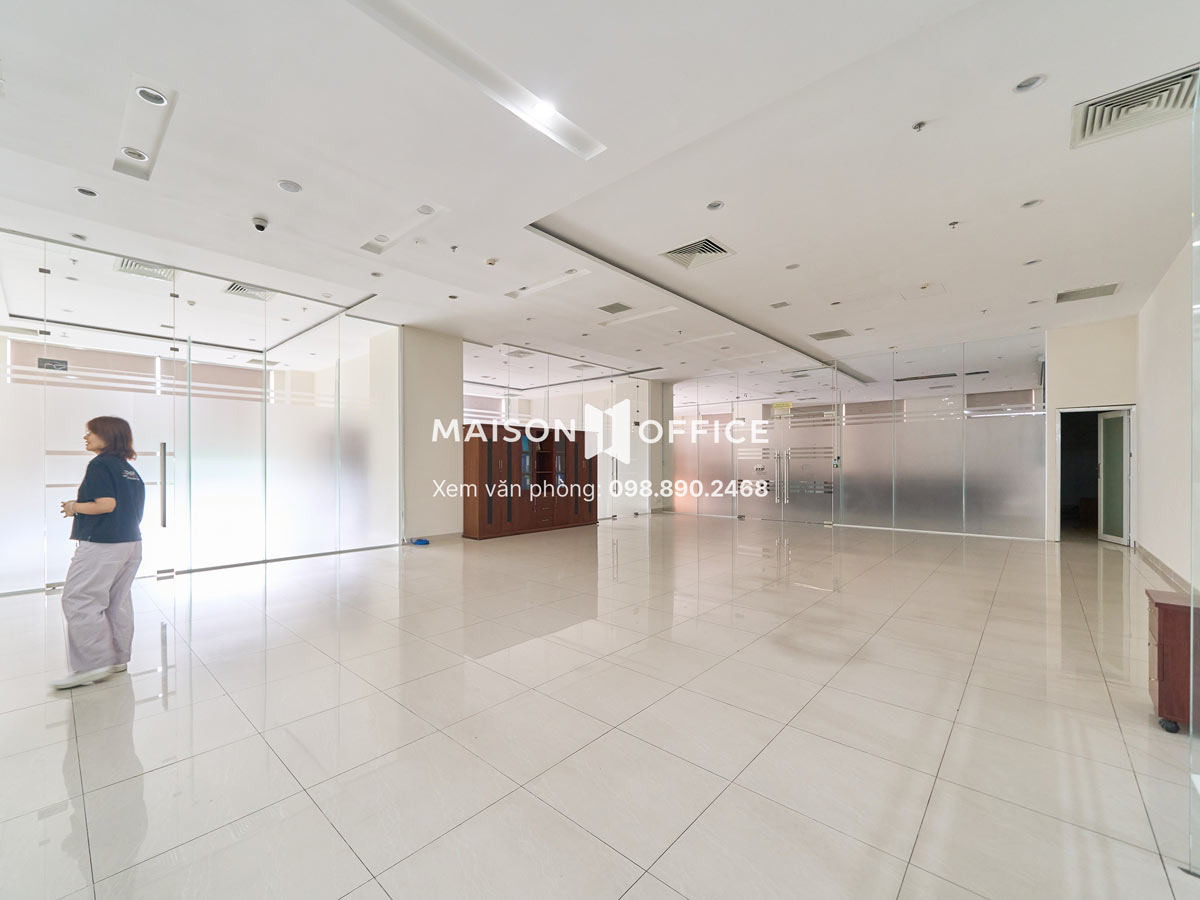 dien-tich-cho-thue-golden-king-building-5