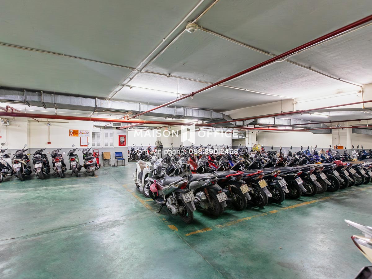 ham-gui-xe-phu-nhuan-plaza