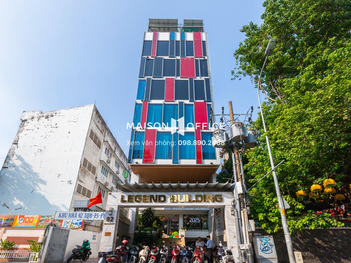 legend-building-thich-quang-duc