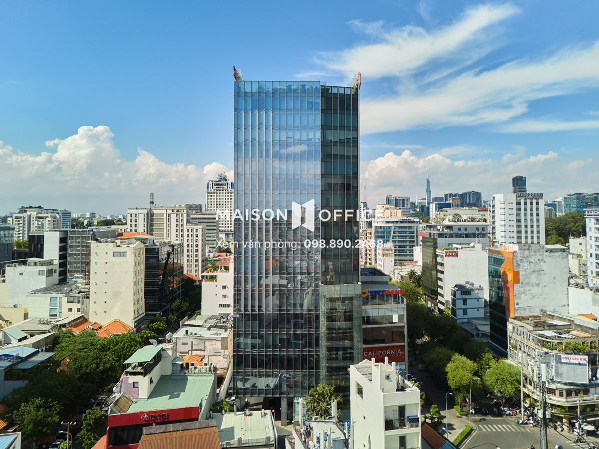 lim-tower-2-cach-mang-thang-8