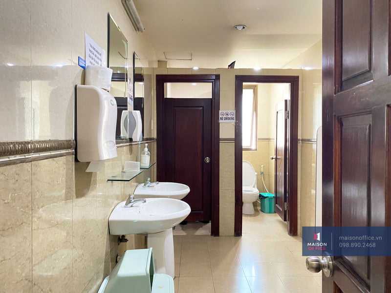 nha-wc-194-golden-building