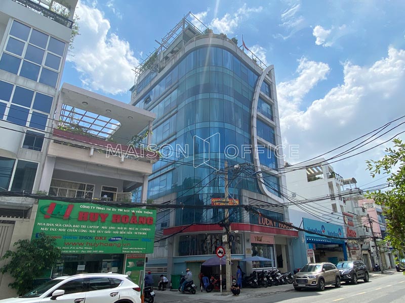 toa-nha-lucky-house-building-huynh-van-banh