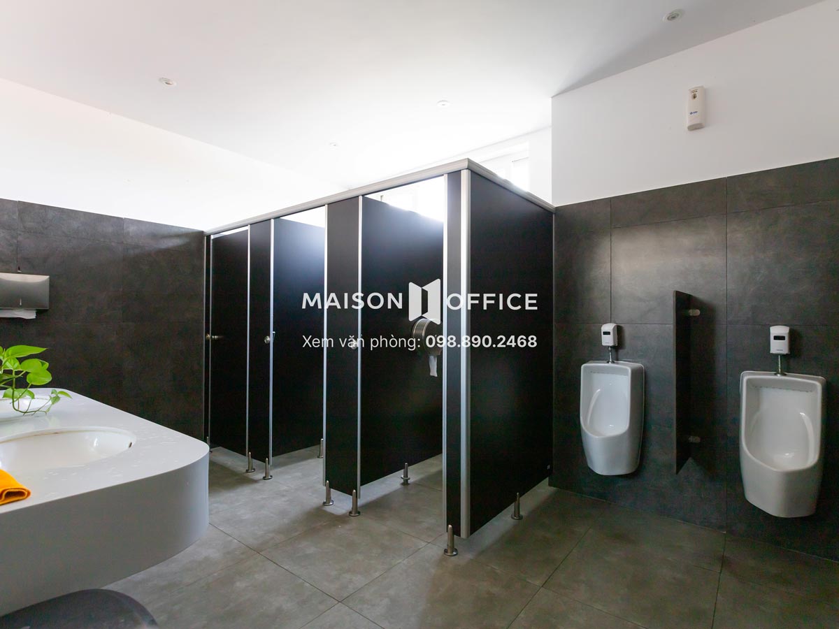 wc-thai-son-sp-building
