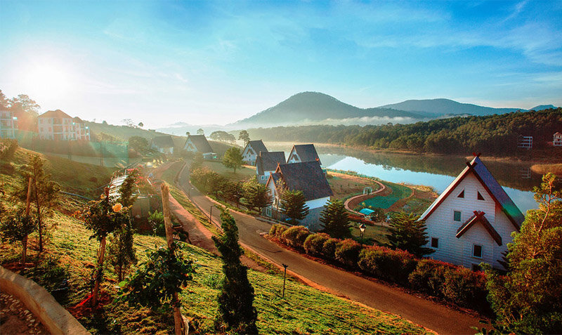 Da Lat always ranks top among attractive tourist destinations in Vietnam