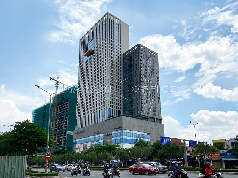 Office rental buildings in Binh Thanh District feature convenient amenities