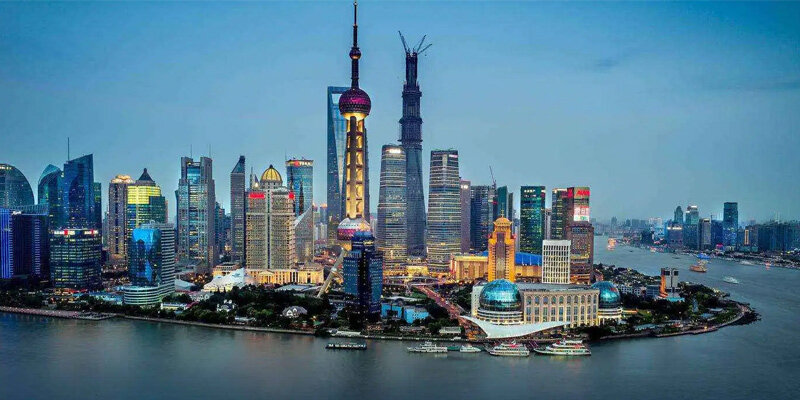 The Shanghai Tower observation deck will be open from 8:30 am – 10:00 pm
