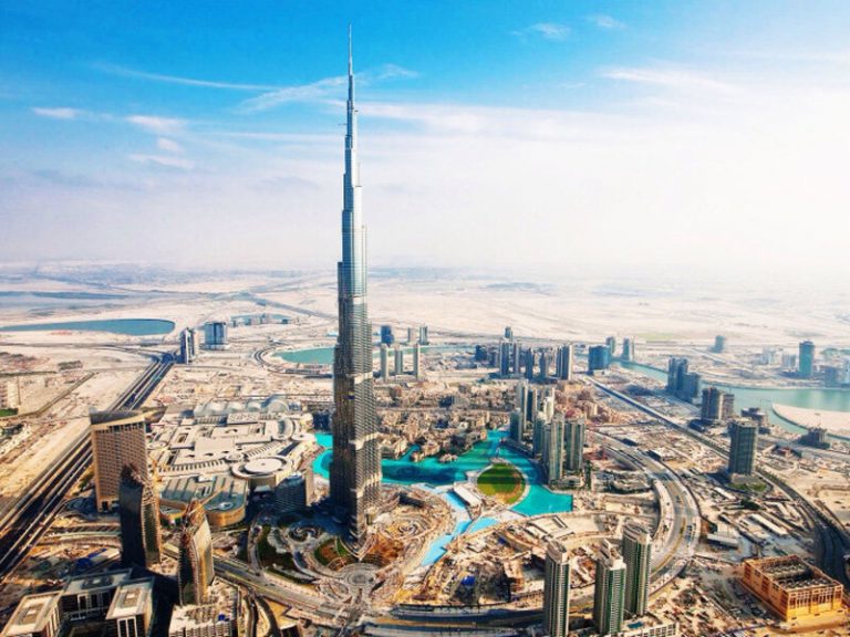 Burj Khalifa Tower: The tallest building in the world [828.2m]