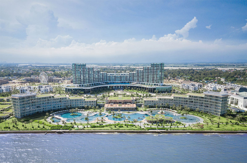 FLC Group develops strongly with resort real estate projects