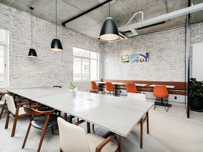 Inspire Hub at 03 Nguyen Co Thach is one of the coworking spaces with good rental prices