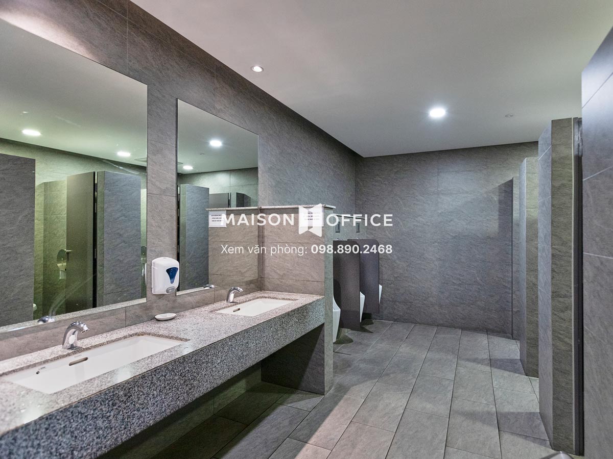 nha-ve-sinh-etown-3-building