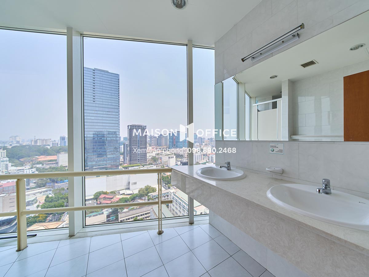 nha-wc-vietinbank-tower