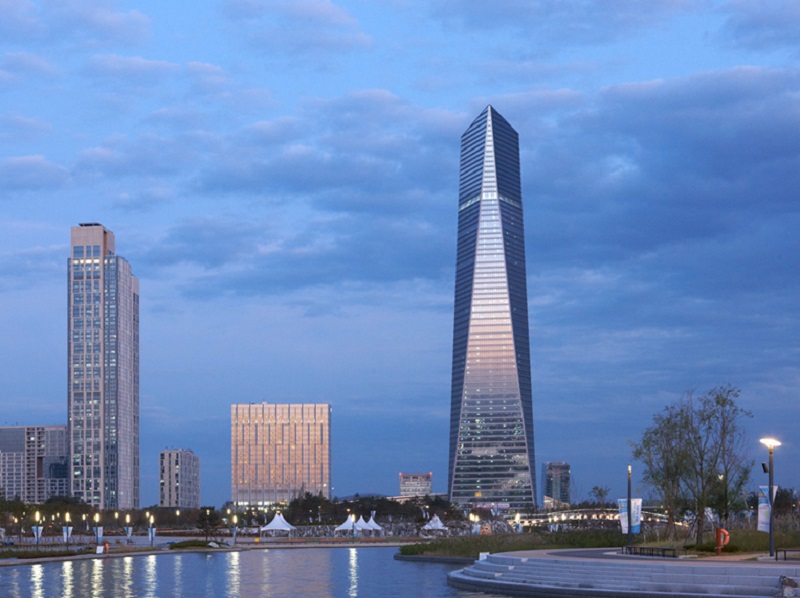 Northeast Asia Trade Tower building