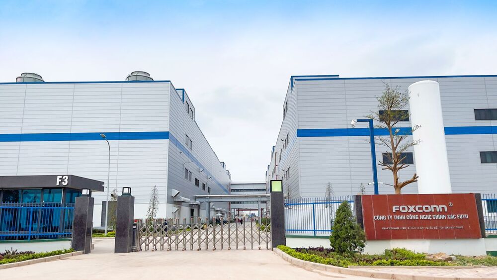 Many mncs in Vietnam like Foxconn have expanded their operations