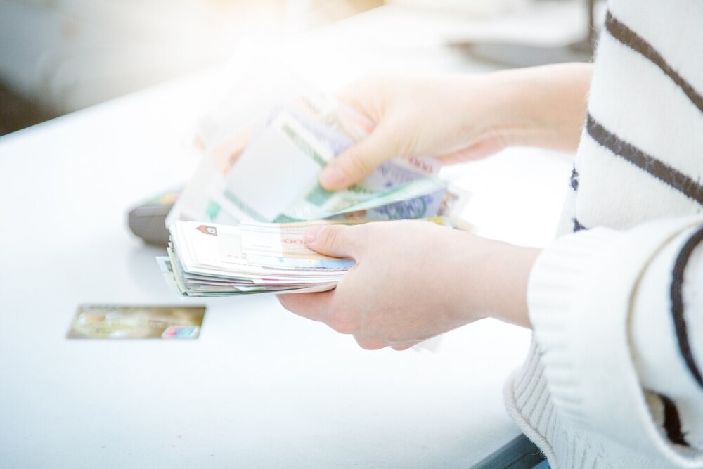 Based on the monthly salary of the employee, the number will be calculated differently