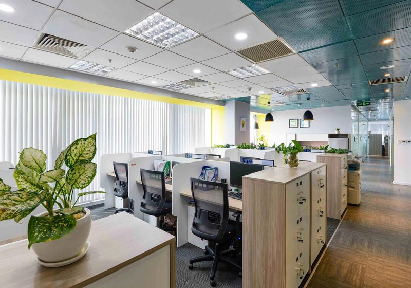 Traditional offices usually have a minimum lease term of one year