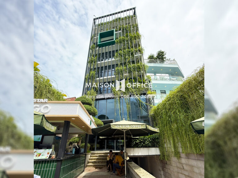 09 Xuan Thuy Building