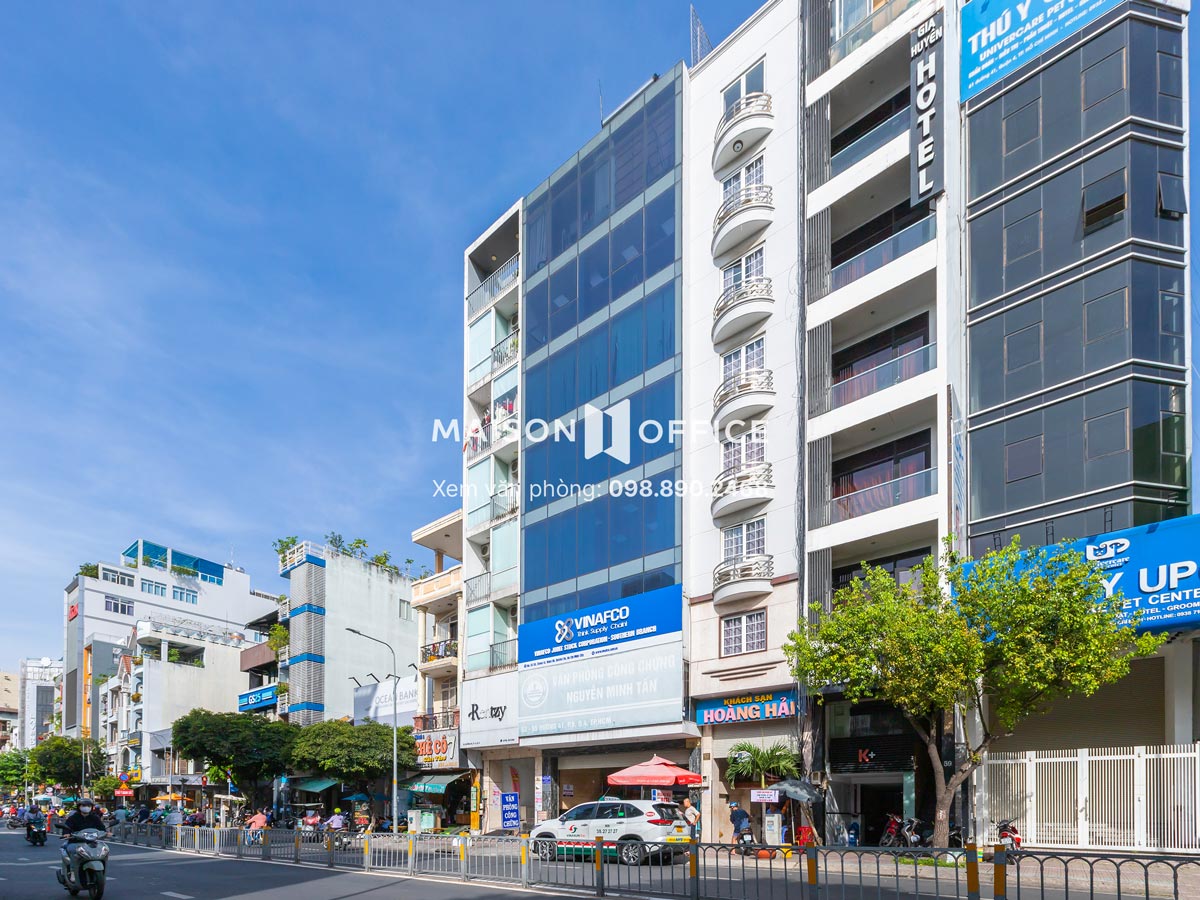 53-55-street-41-building-district 4