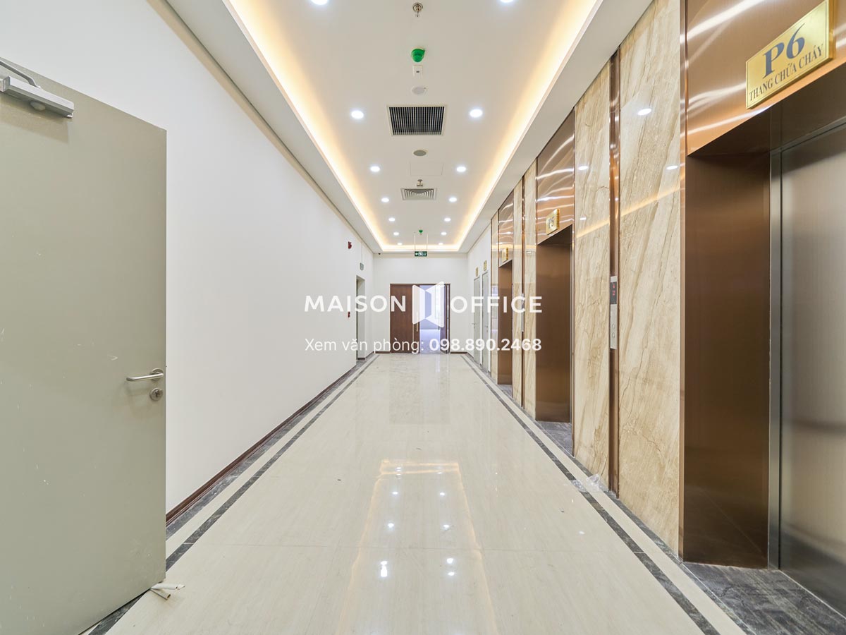 elevator-lobby-capital-elite