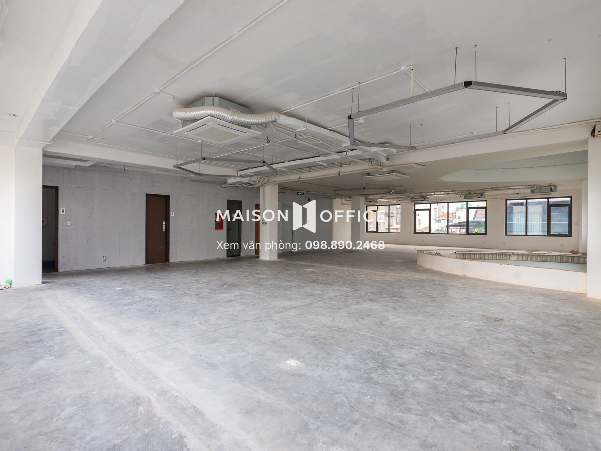 moc-gia-hoang-viet-building-tan-binh-district-12