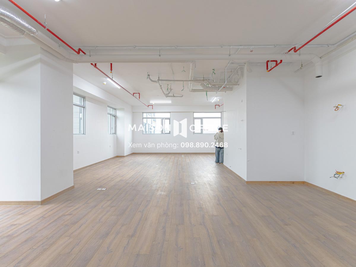 paris-hoang-kim-district-11