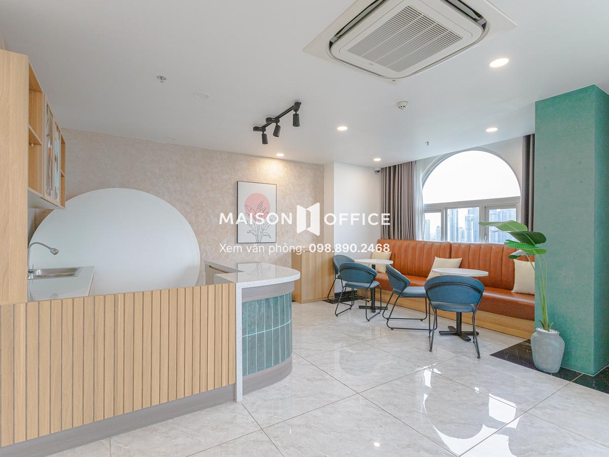 paris-hoang-kim-district-18