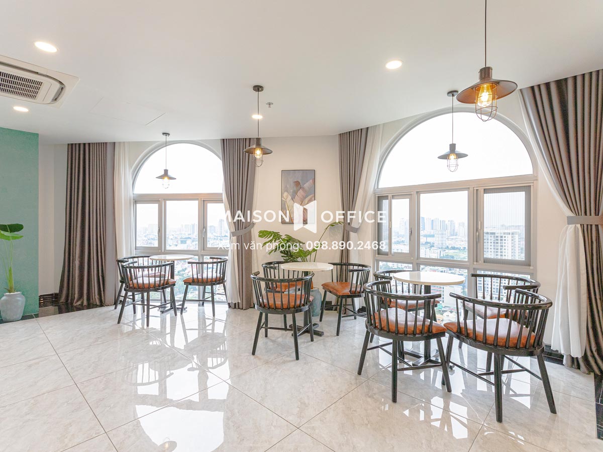 paris-hoang-kim-district-19