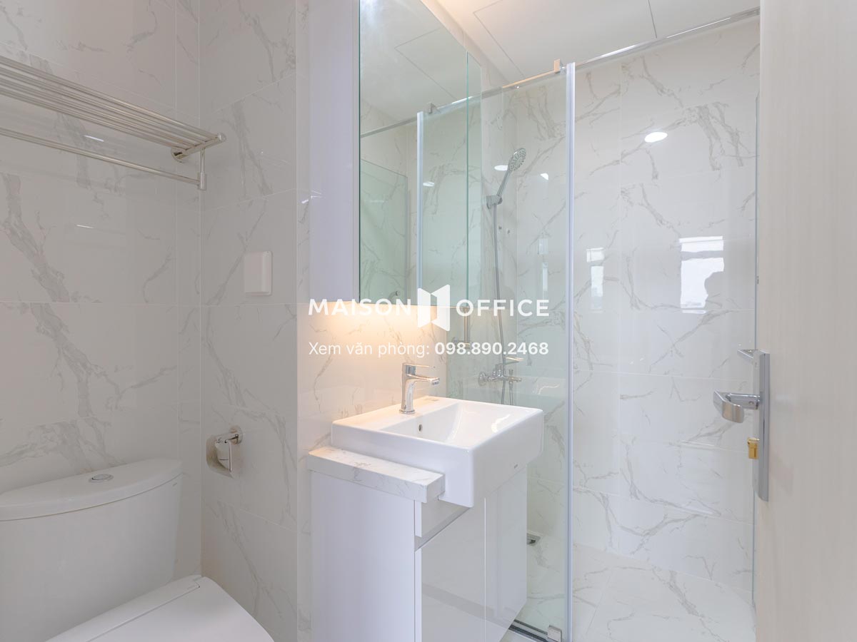 paris-hoang-kim-district-9