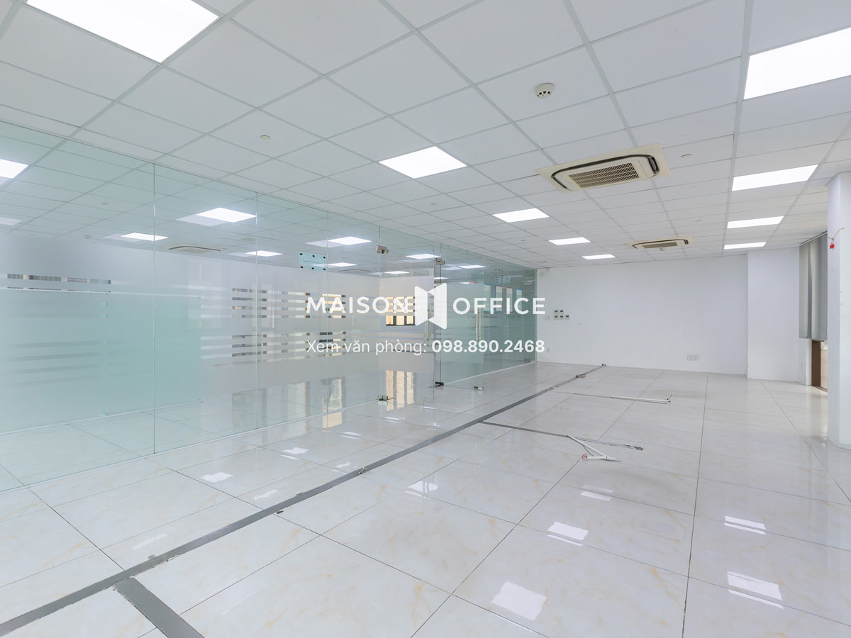 thai-hoa-building- phu-nhuan-district-10