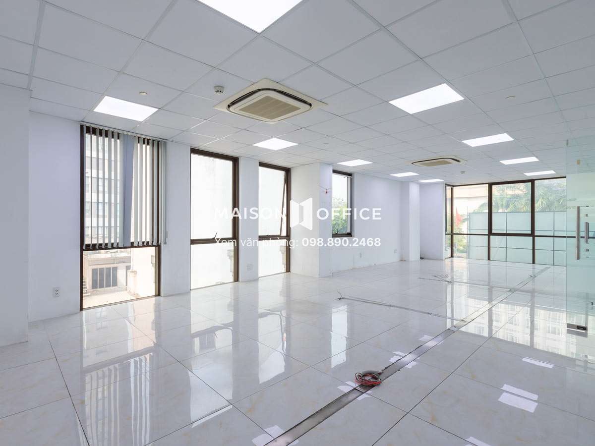 thai-hoa-building- phu-nhuan-district-11