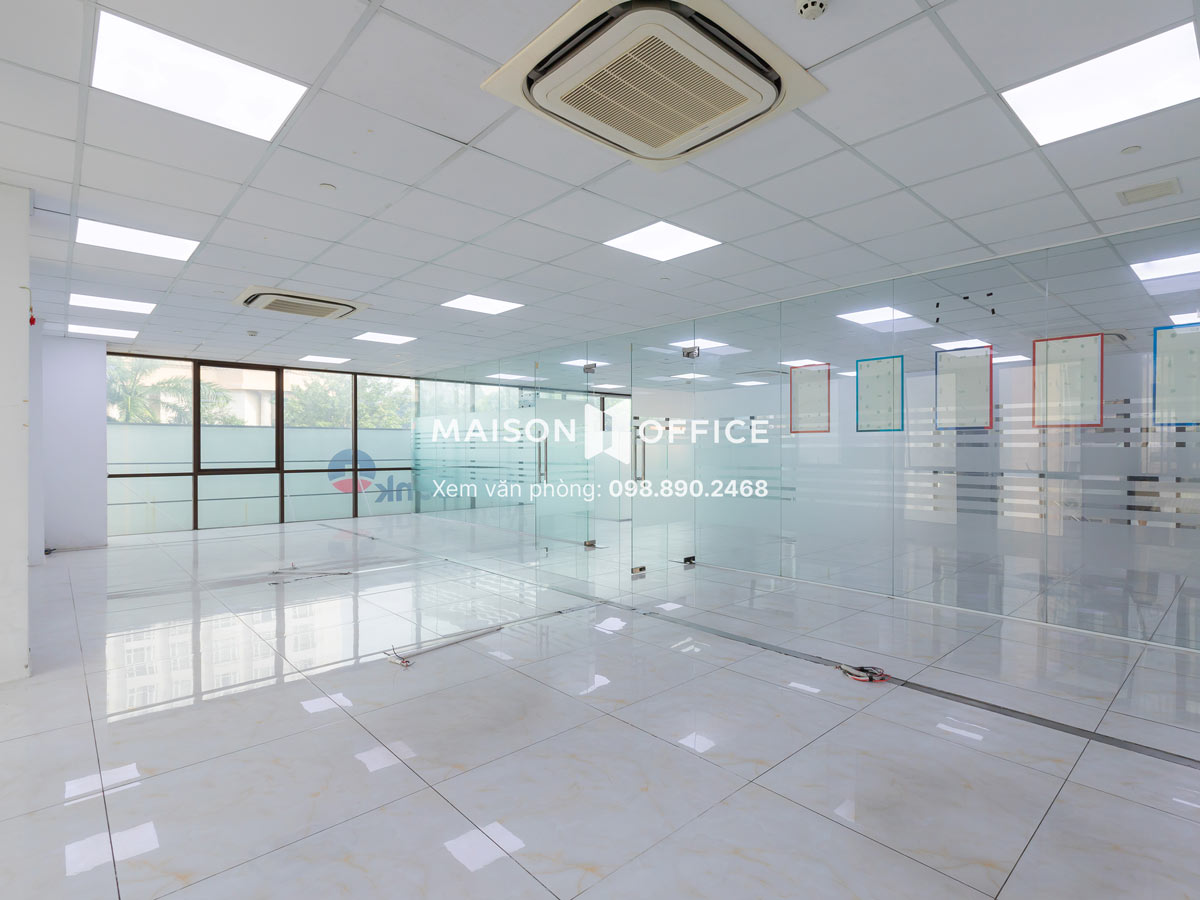 thai-hoa-building- phu-nhuan-district-12