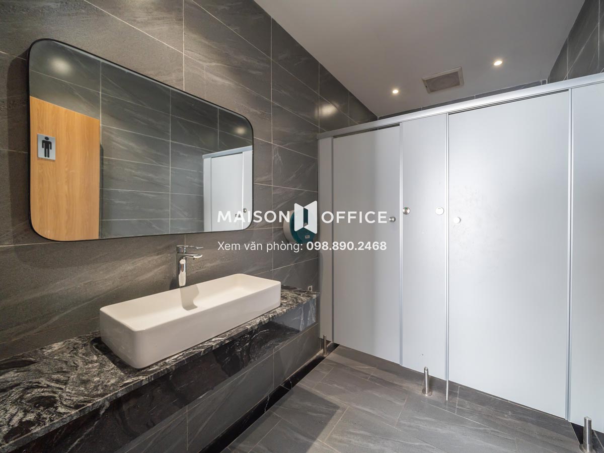 more-nguyen-van-thu-district-1-12