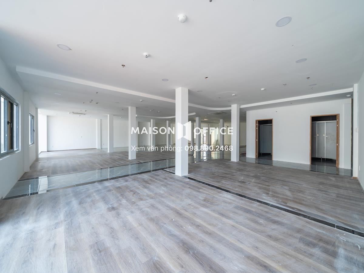 more-nguyen-van-thu-district-1-9