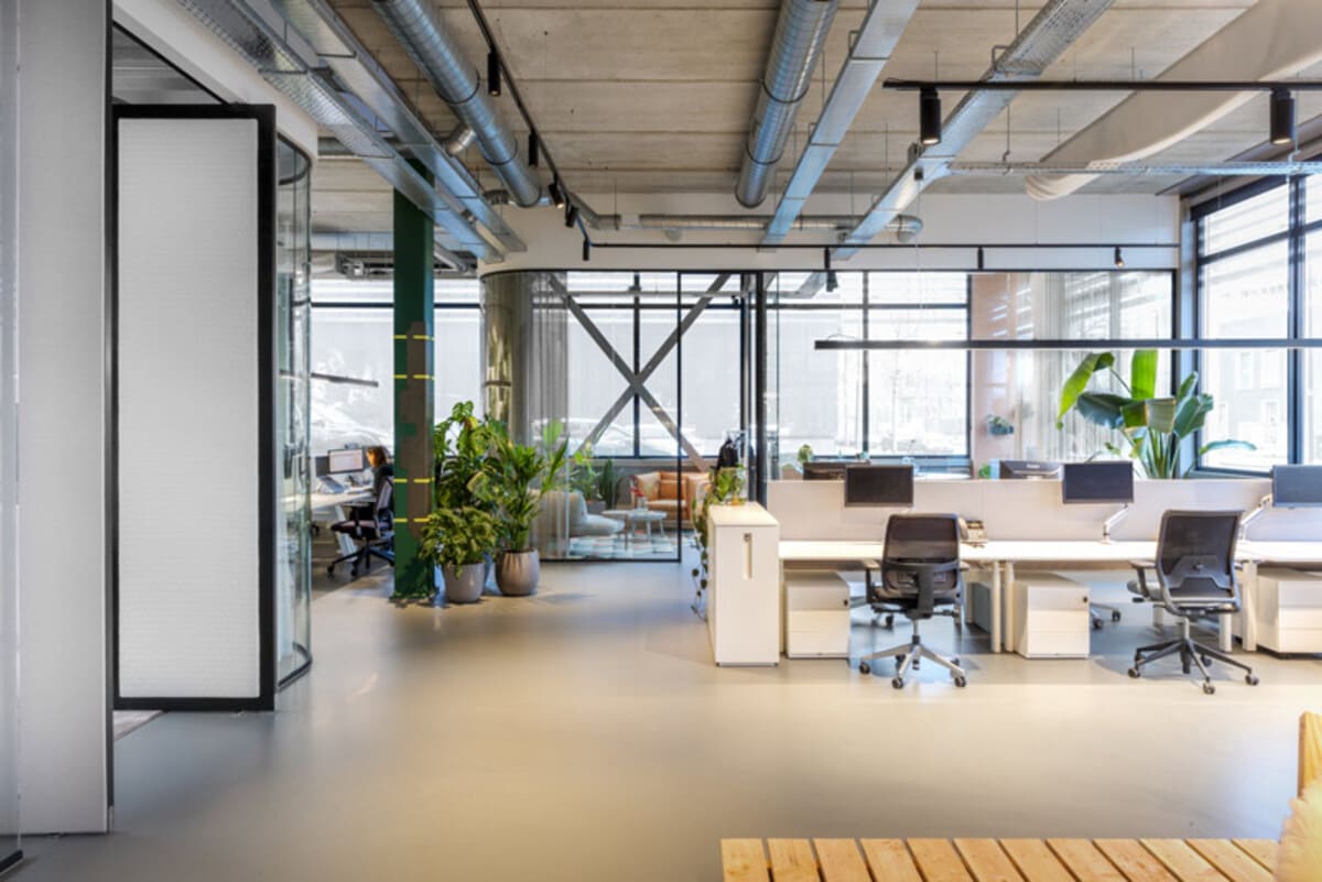 Fire prevention and firefighting regulations for offices.