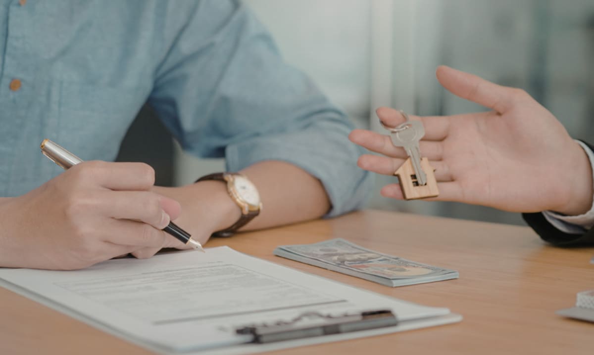 A tenant's breach of obligations may lead to early lease termination.