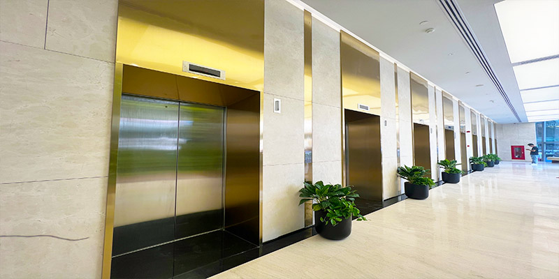 chất lượng hệ thống thang máy được trang bị tại tòa nhà