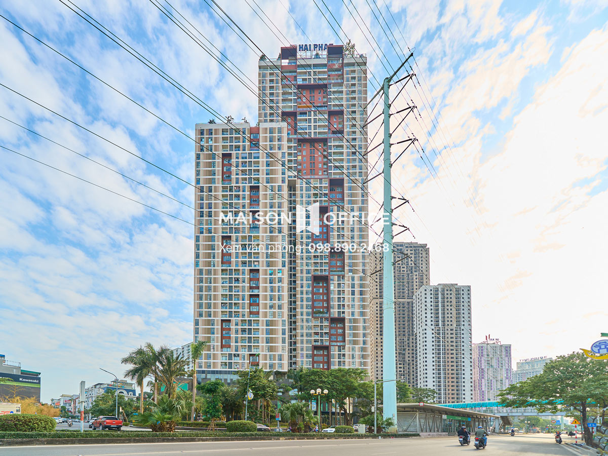 HPC Landmark 105 là tòa tháp căn hộ cao tầng thuộc tổ hợp Usilk City