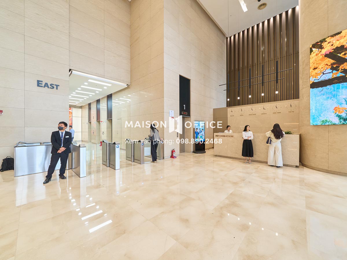 sanh-tang-tret-lotte-center-hanoi