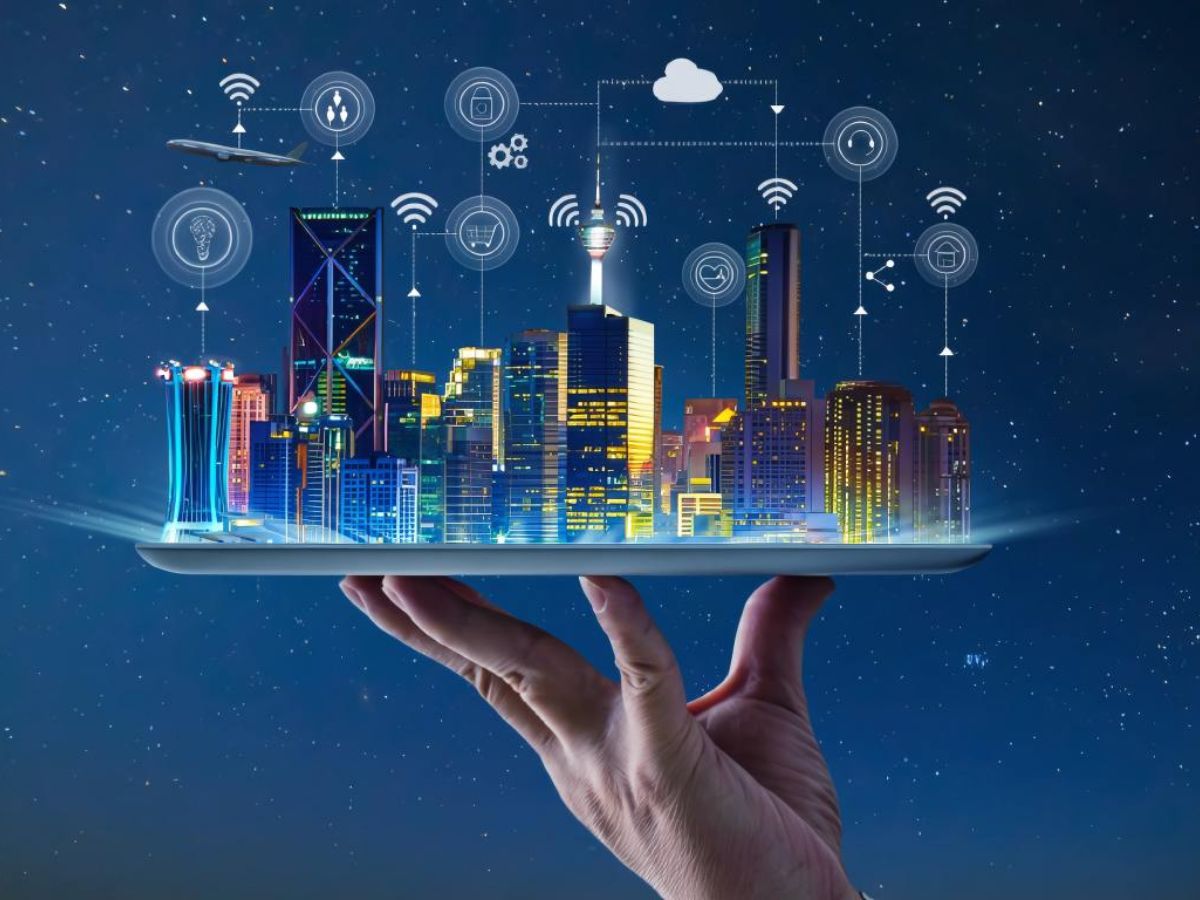 Tính năng giám sát, điều khiển và tối ưu năng lượng nổi bật