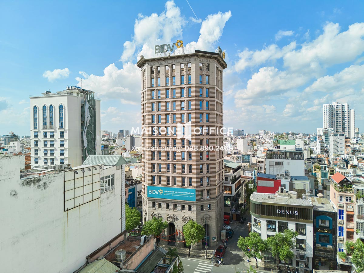 290-nkkn-building