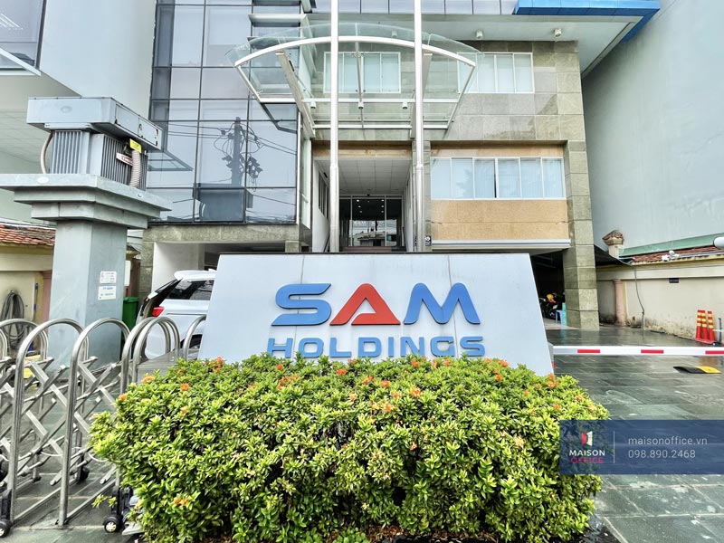 ben-ngoai-sam-holdings-building