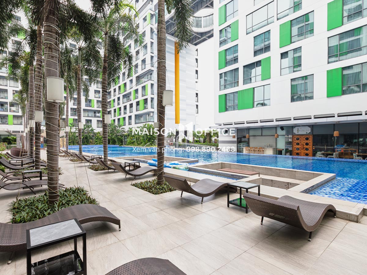 ben-trong-republic-plaza-1