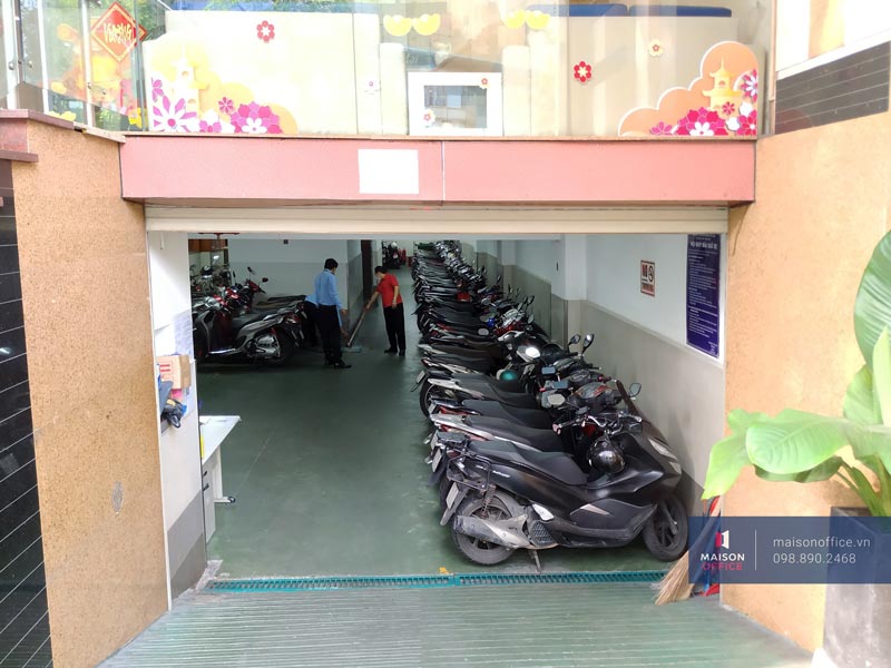 loi-xuong-ham-gui-xe-vietnam-business-center