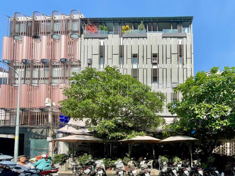 Nguyễn Hưng Building