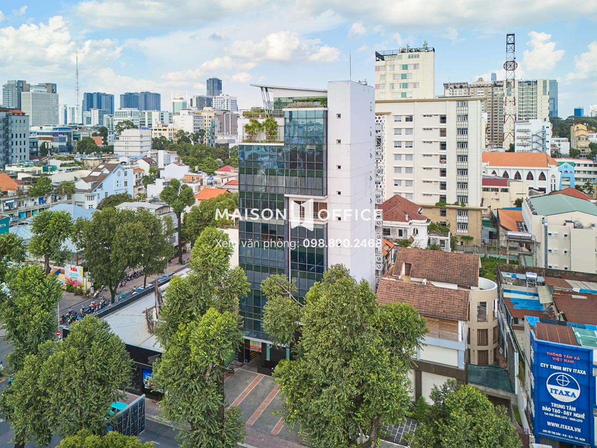 toa-nha-van-phong-loyal-office-building