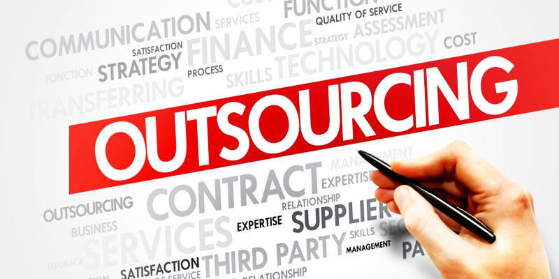 Outsource và Outsourcing là gì